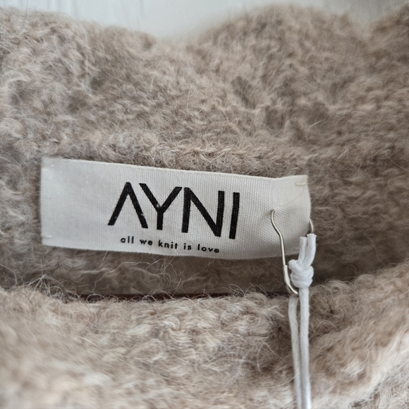 Ayni BRANDNEW Tan Knit Sweater Size Med Alpaca Handmade Fairy Sweater Cabincore - Picture 3 of 7